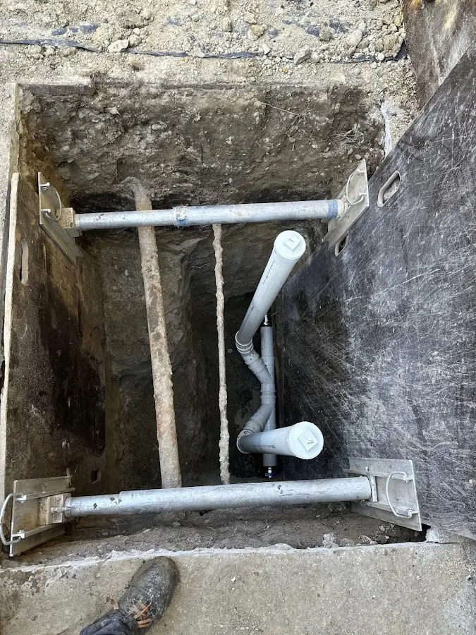 Experienced plumber completing Gas Line Repair work in Oak Ridge
